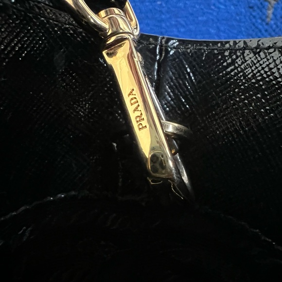 Prada Saffiano Vernice Bucket Bag, Nero - Picture 9 of 16
